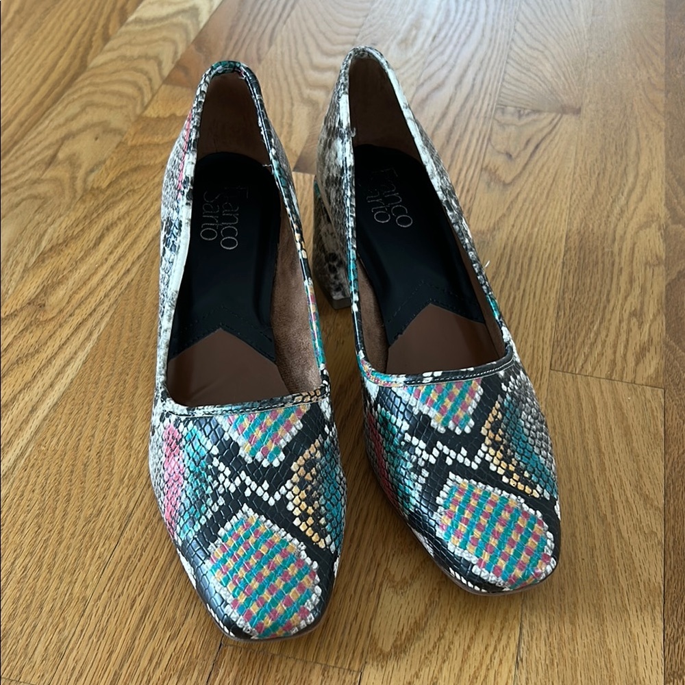 Franco Sarto Callan8.5 M Snake Print Black Multicolored 2" block heel pumps EUC